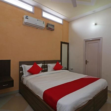 Oyo Flagship Mann Bed And Breakfast Rajpura Ngoại thất bức ảnh
